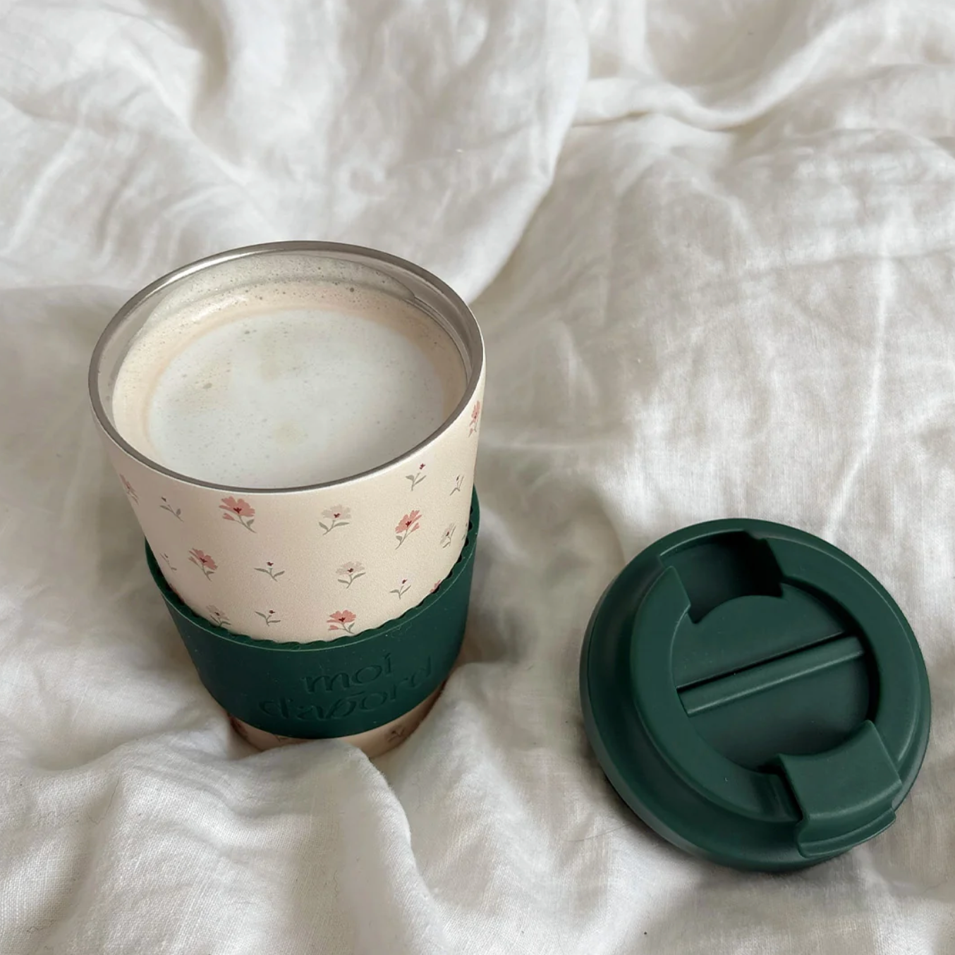 Tasse de Voyage « Moi D’Abord » Douceur Fleurie — Fleurs Roses & Vert Forêt
