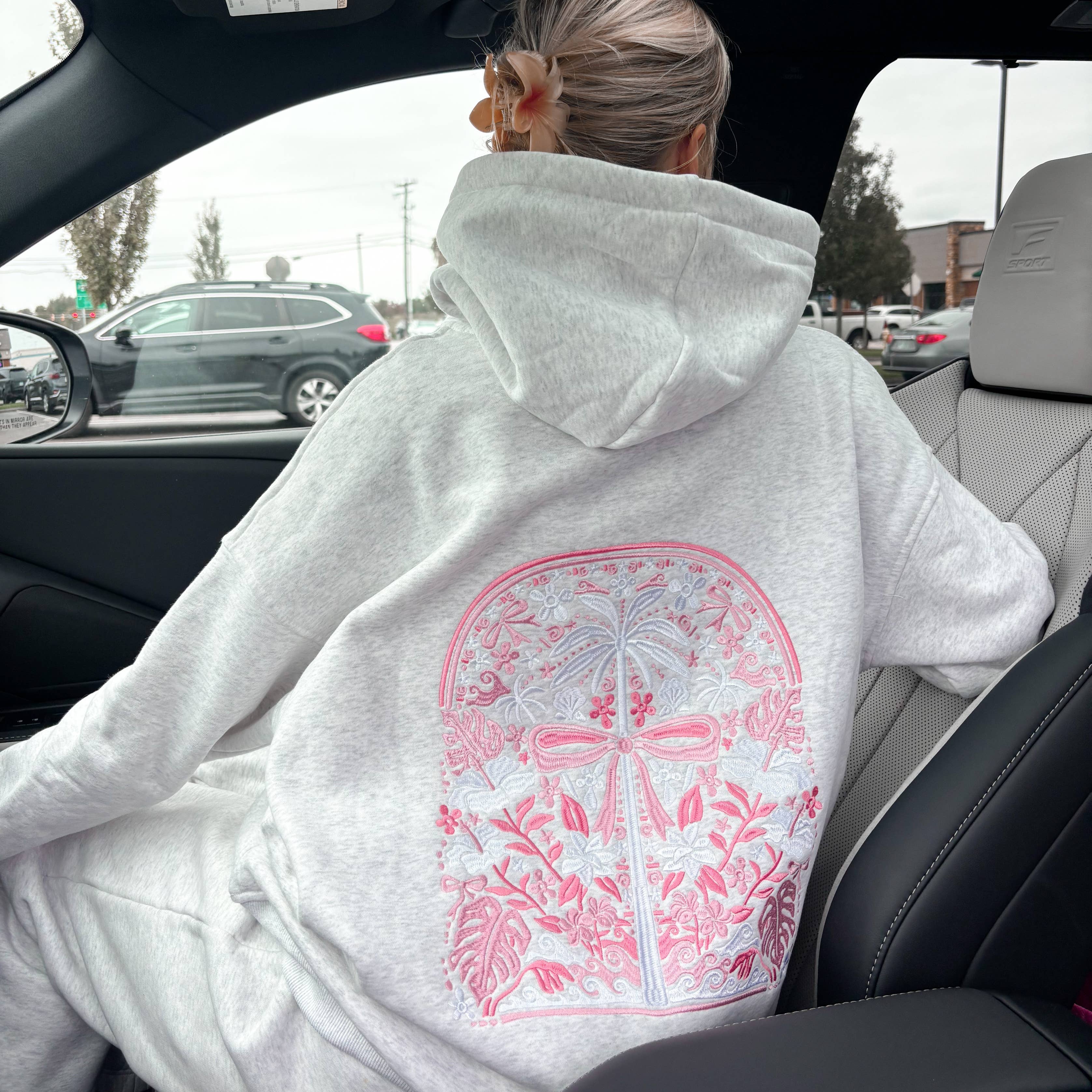 Sweat à capuche brodé – Palmiers Tropicaux | Gris perle