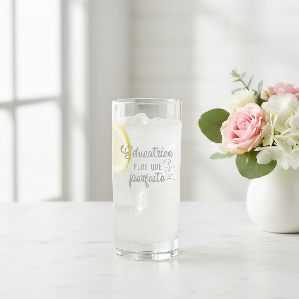 Verre à cocktail Éducatrice Plus Que Parfaite - décor élégant marbre et fleurs