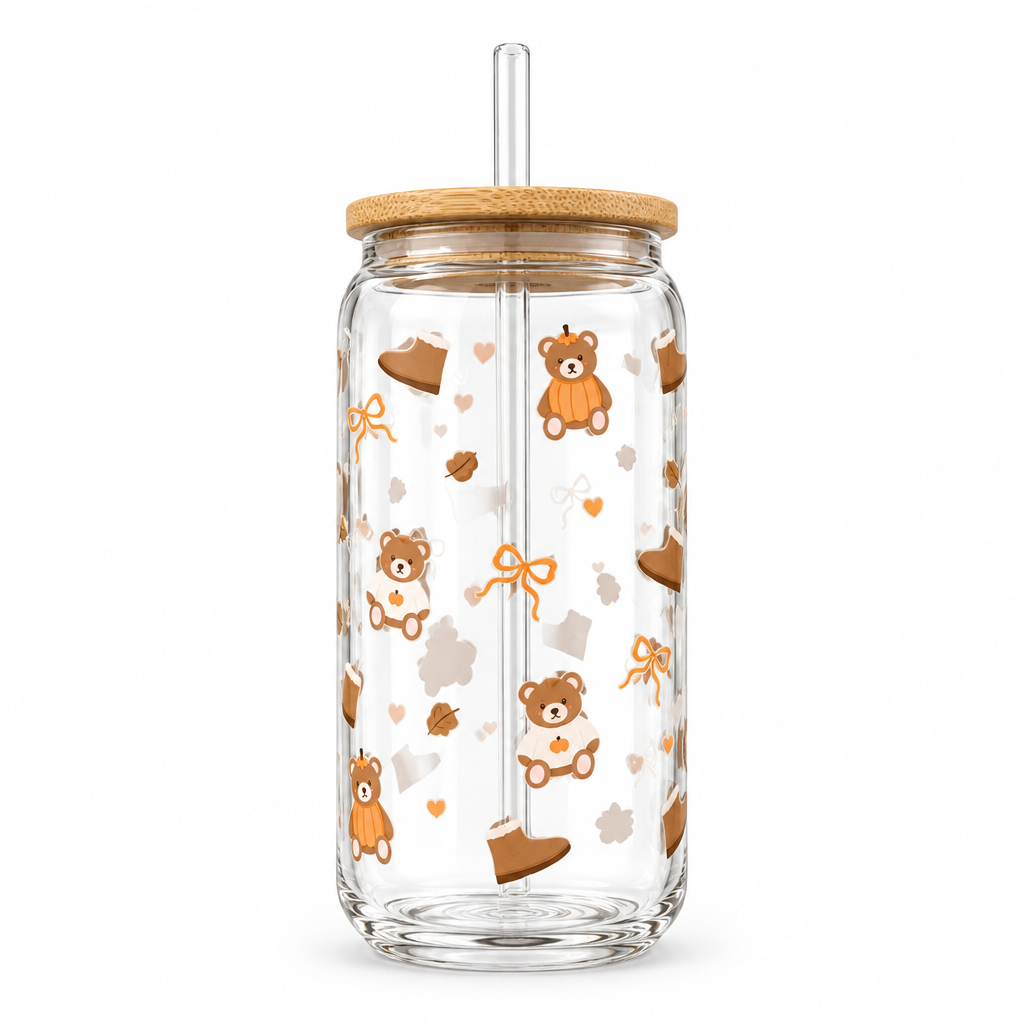 Verre de 16 oz avec paille et motif d’oursons d’automne sur fond blanc