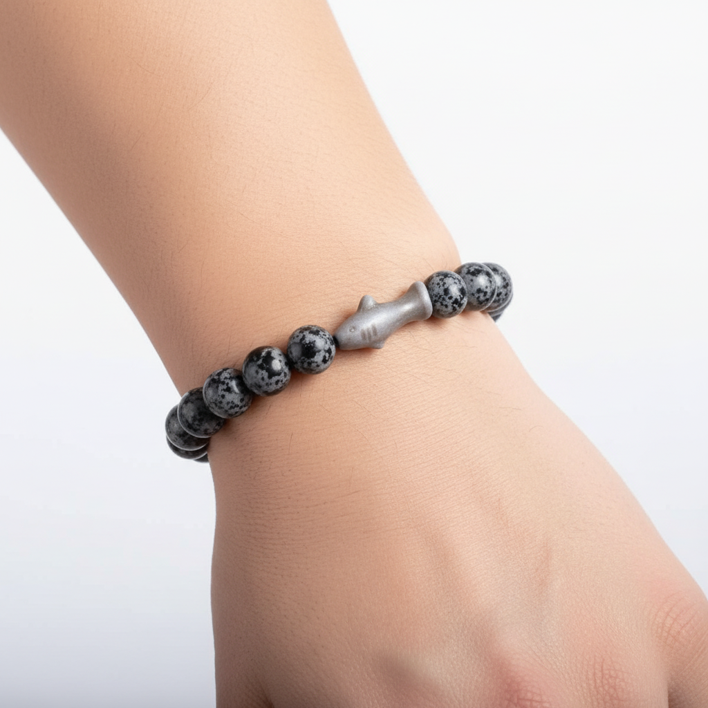 Bracelet Fahlo Requin Ocelli Stone porté au poignet