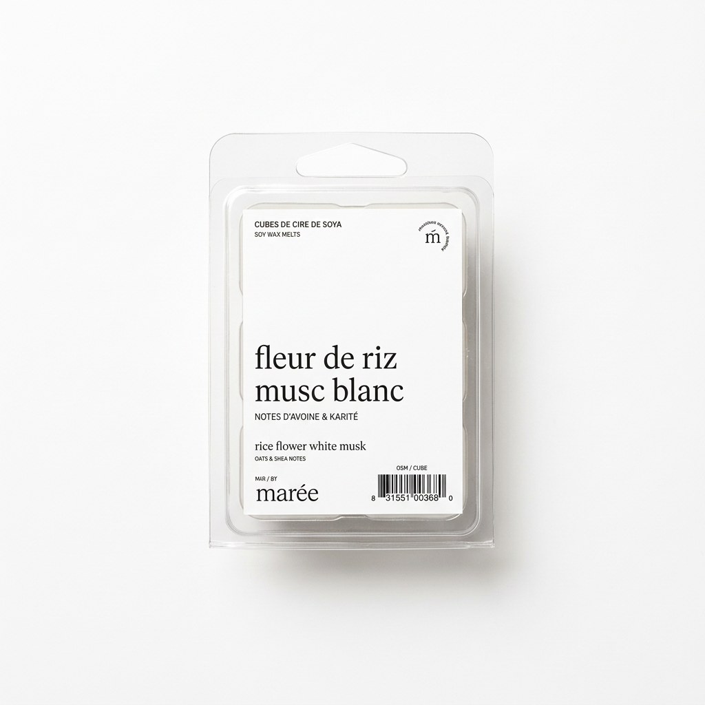 Cubes de cire de soya Fleur de riz et musc blanc Marée sur fond blanc
